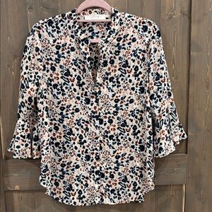 Astr Blouse with Ruffle Sleeves